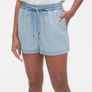 NWT Gap Jean Shorts